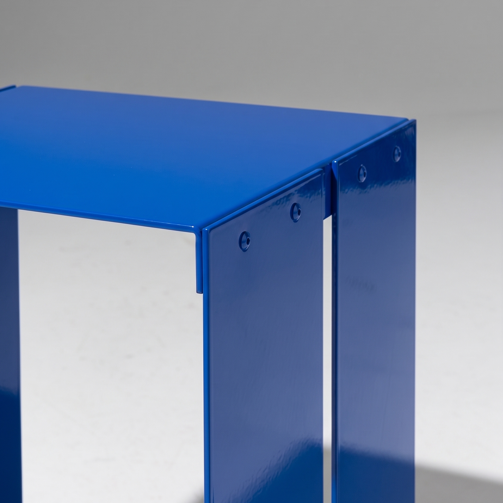 Forma Side Table