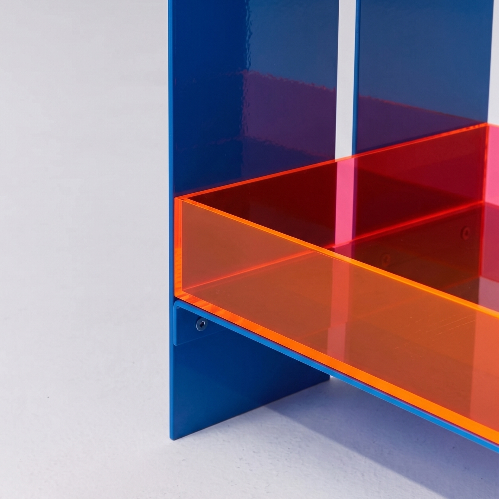 Forma Side Table